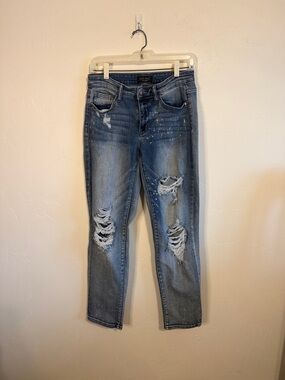 Judy Blue Distressed Boyfriend Jeans in Blue Wash with Paint Splatter